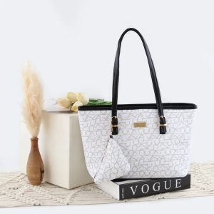 97e08aed-7f5e-4ac2-b1b7-81cb0cf888ee.jpg